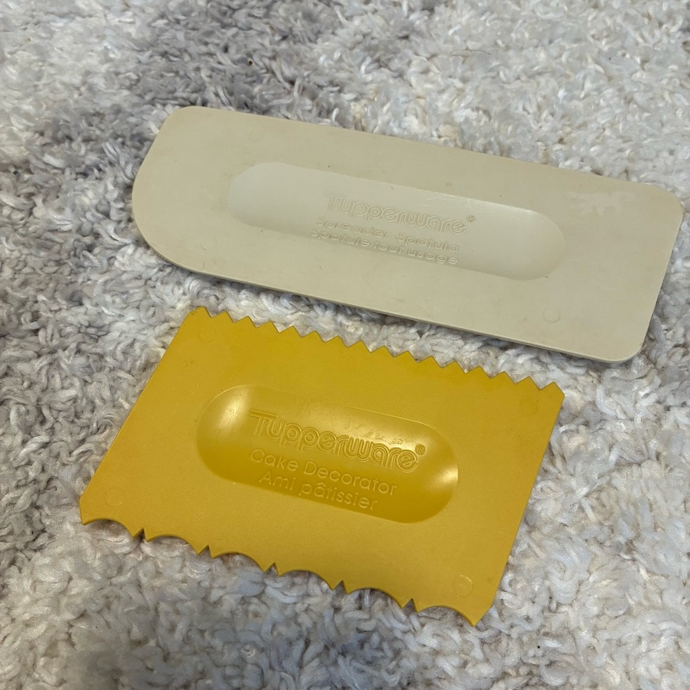 Vintage Tupperware Spreaders